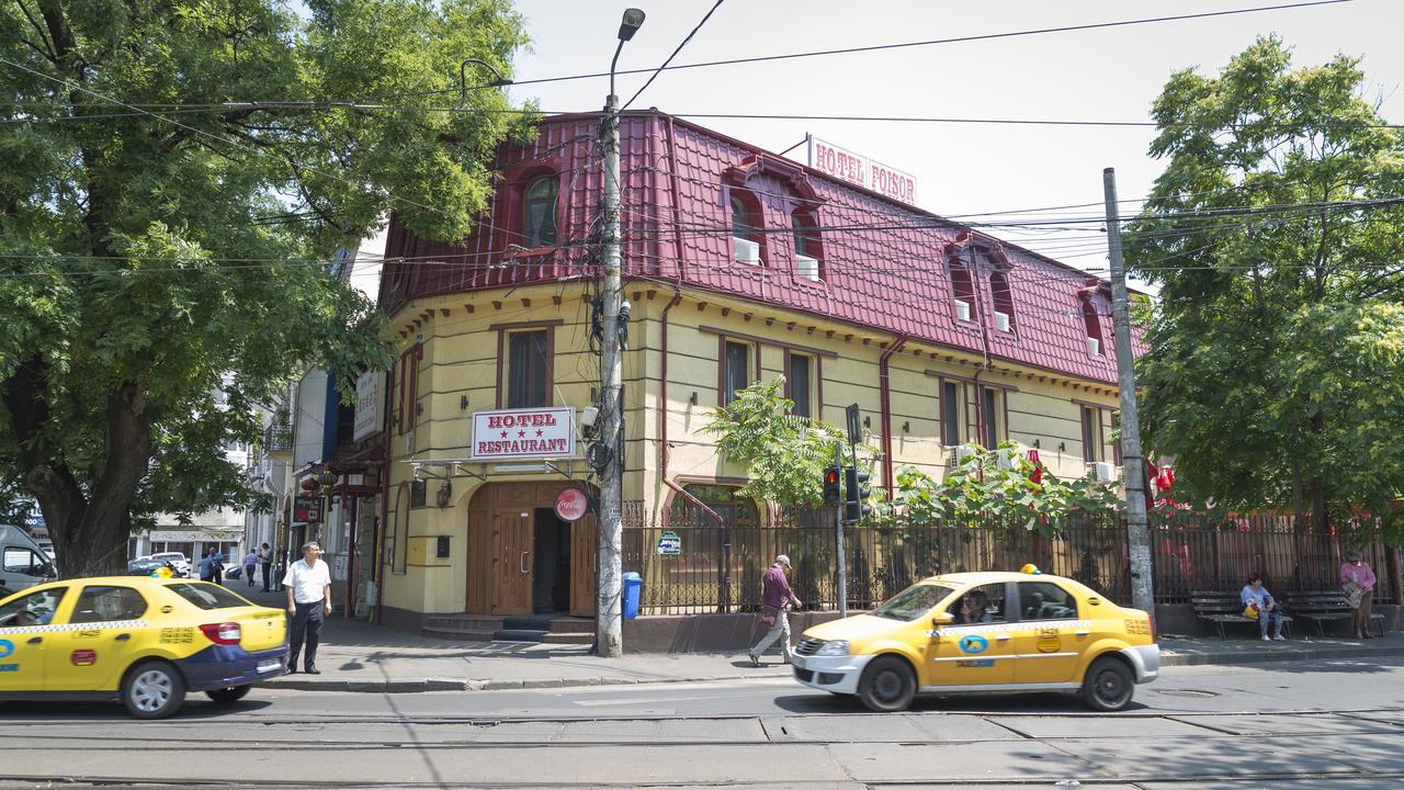 Hotel Foisor Букурещ Екстериор снимка
