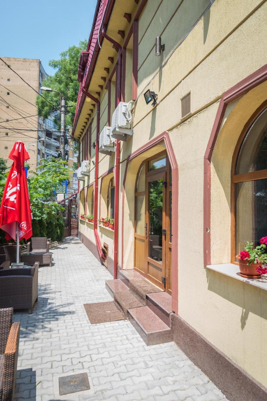 Hotel Foisor Букурещ Екстериор снимка
